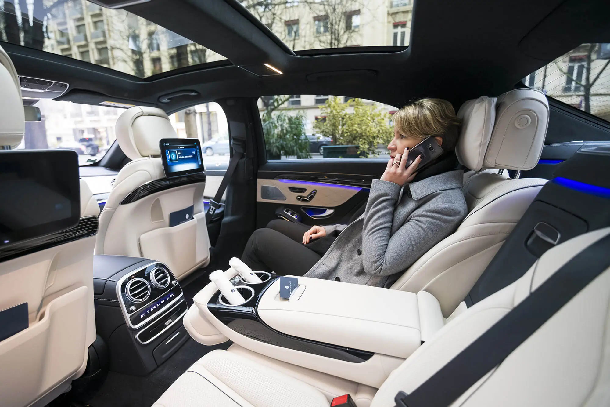 Luxury VTC Mercedes S-Class interior